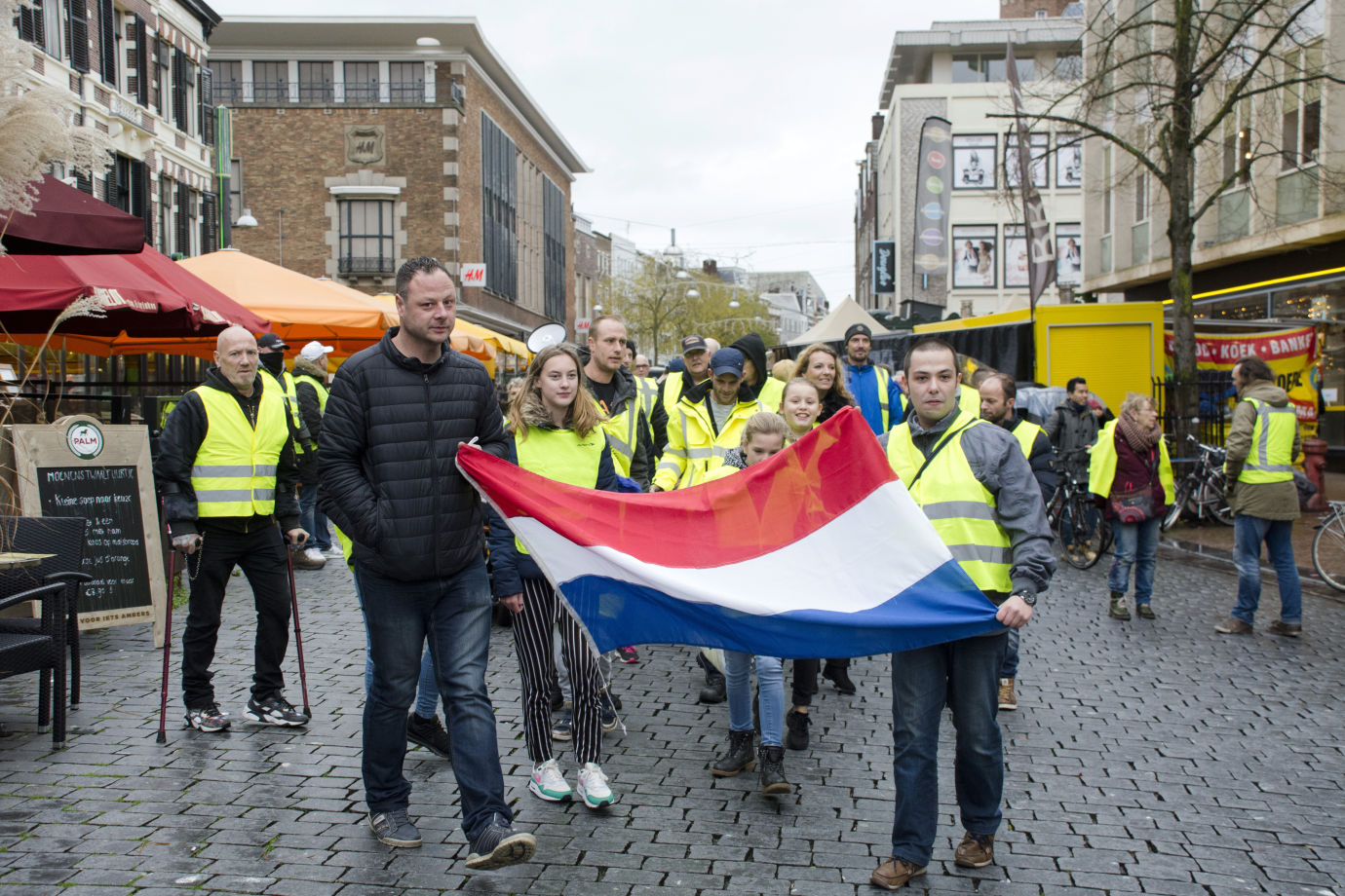 Gele hesjes in Nijmegen 8 dec 2018