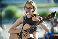 Festival op het eiland | Ella aan de Stegge (Mozarella)