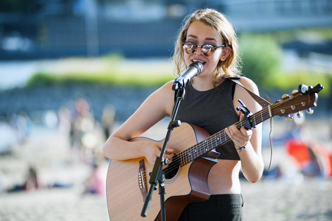 Festival op het eiland | Ella aan de Stegge (Mozarella)